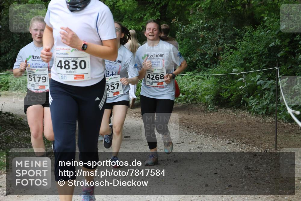 17.05.2025 - Störlauf Strokosch-Dieckow http://msf.ph/oto/7847584 17.05.2025 19:05:29 Laufen 2025, 5179, 2025, 4830, 2025, 257, 2025, 4268 meine-sportfotos.de