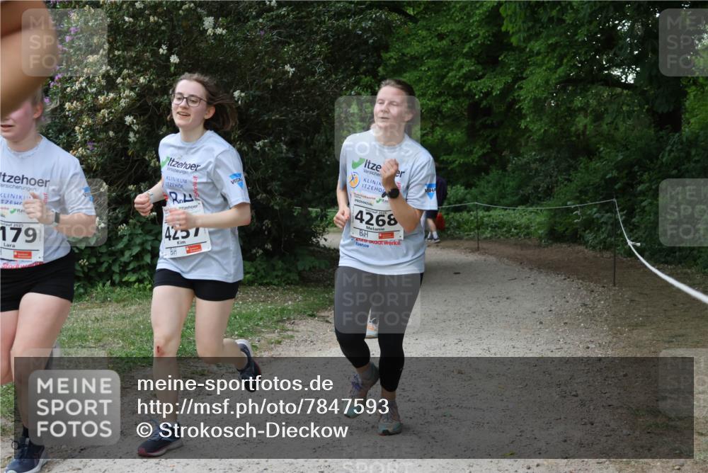 17.05.2025 - Störlauf Strokosch-Dieckow http://msf.ph/oto/7847593 17.05.2025 19:05:31 Laufen 2025, 179, 4257, 4268 meine-sportfotos.de