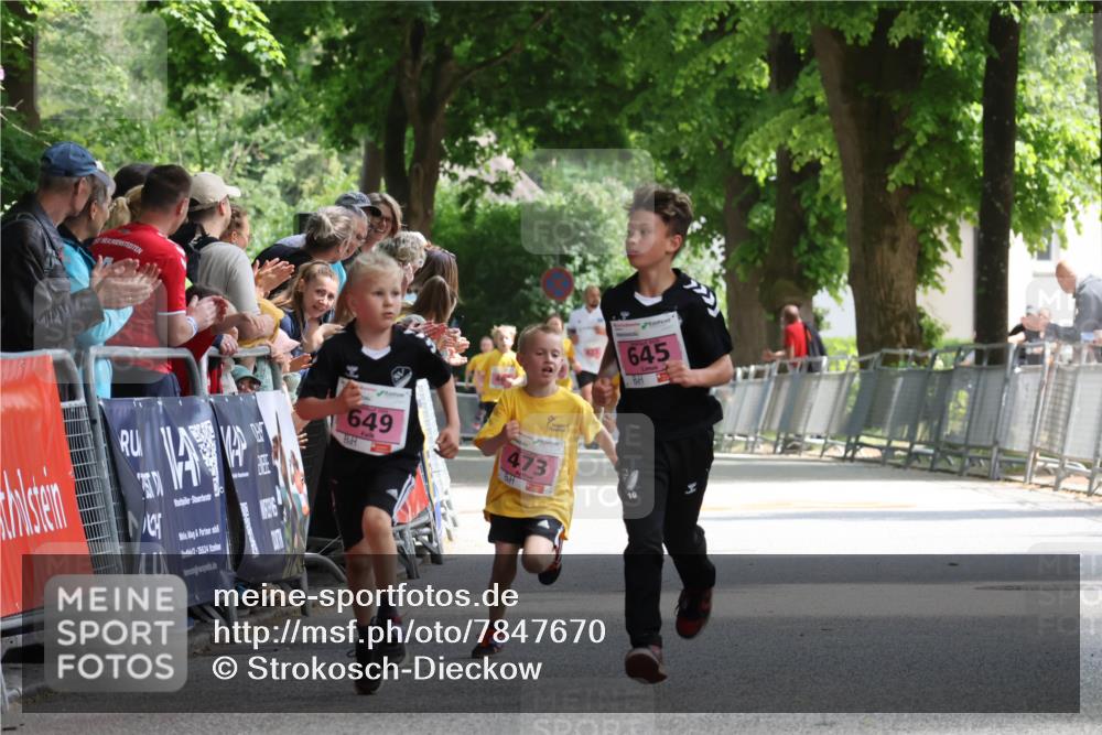 17.05.2025 - Störlauf Strokosch-Dieckow http://msf.ph/oto/7847670 17.05.2025 13:55:24 Ziel 7, 25524, 649, 473, 645, 10 meine-sportfotos.de