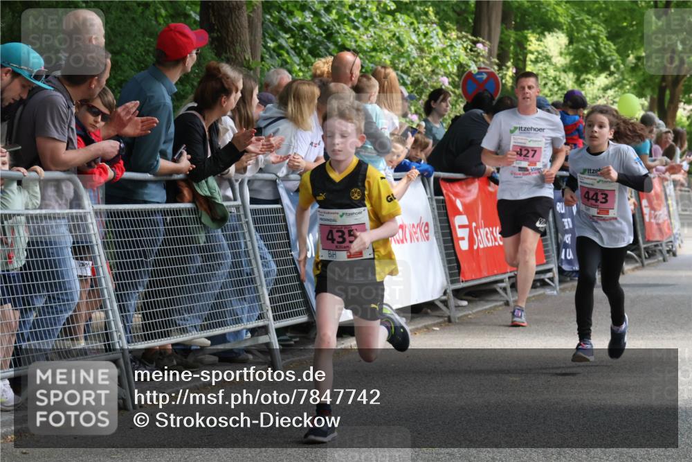 17.05.2025 - Störlauf Strokosch-Dieckow http://msf.ph/oto/7847742 17.05.2025 13:55:59 Ziel 435, 427, 40, 443 meine-sportfotos.de