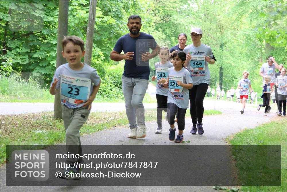 17.05.2025 - Störlauf Strokosch-Dieckow http://msf.ph/oto/7847847 17.05.2025 13:42:48 Laufen 2025, 23, 342, 326, 346 meine-sportfotos.de