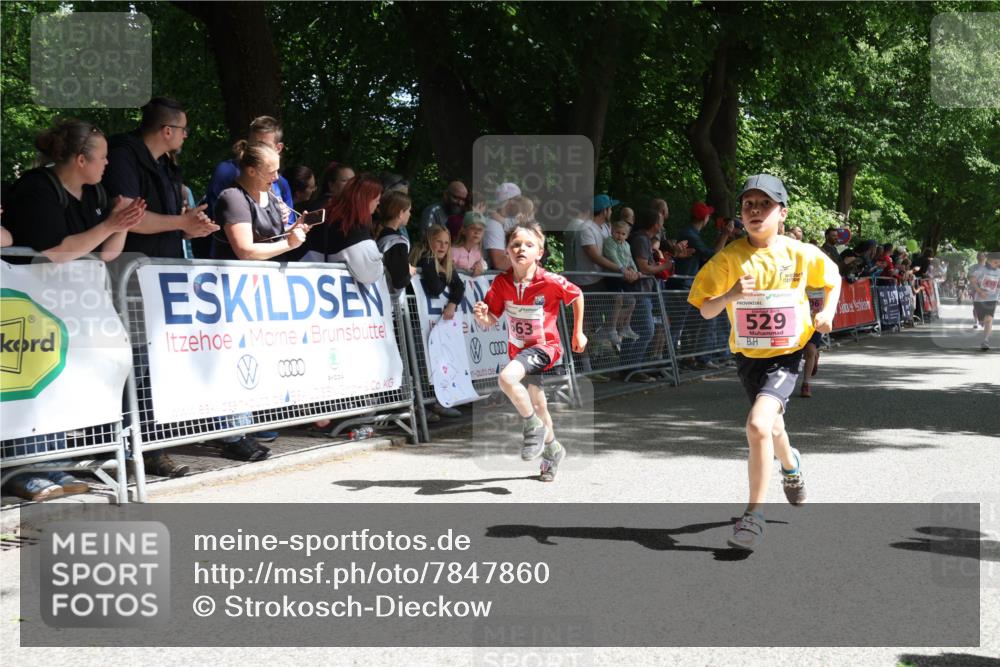 17.05.2025 - Störlauf Strokosch-Dieckow http://msf.ph/oto/7847860 17.05.2025 13:56:55 Ziel 0000, 663, 529, 450 meine-sportfotos.de