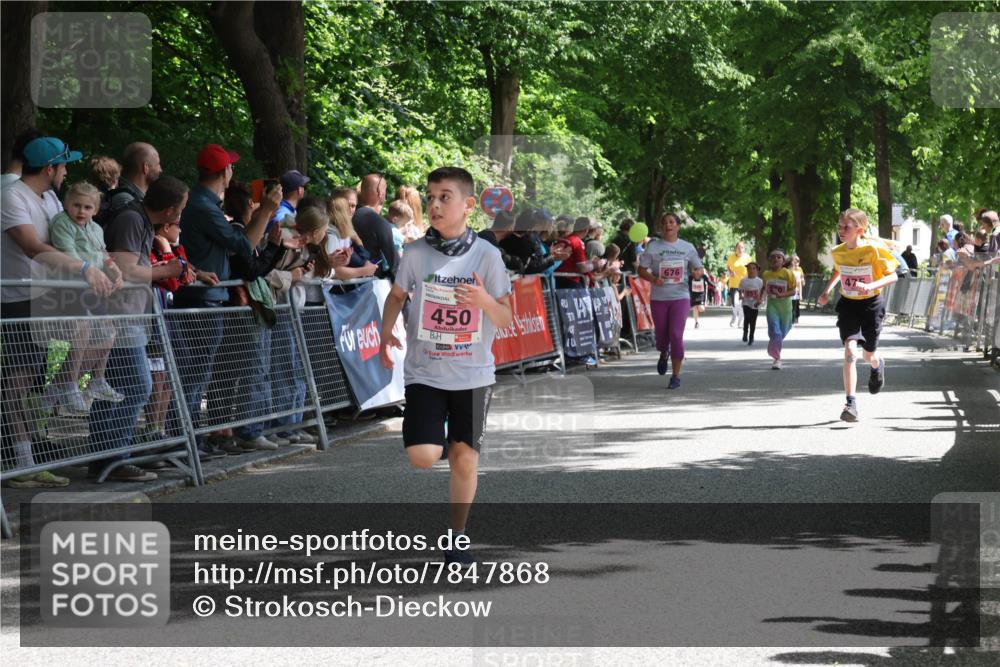 17.05.2025 - Störlauf Strokosch-Dieckow http://msf.ph/oto/7847868 17.05.2025 13:56:58 Ziel 450, 676, 10 meine-sportfotos.de