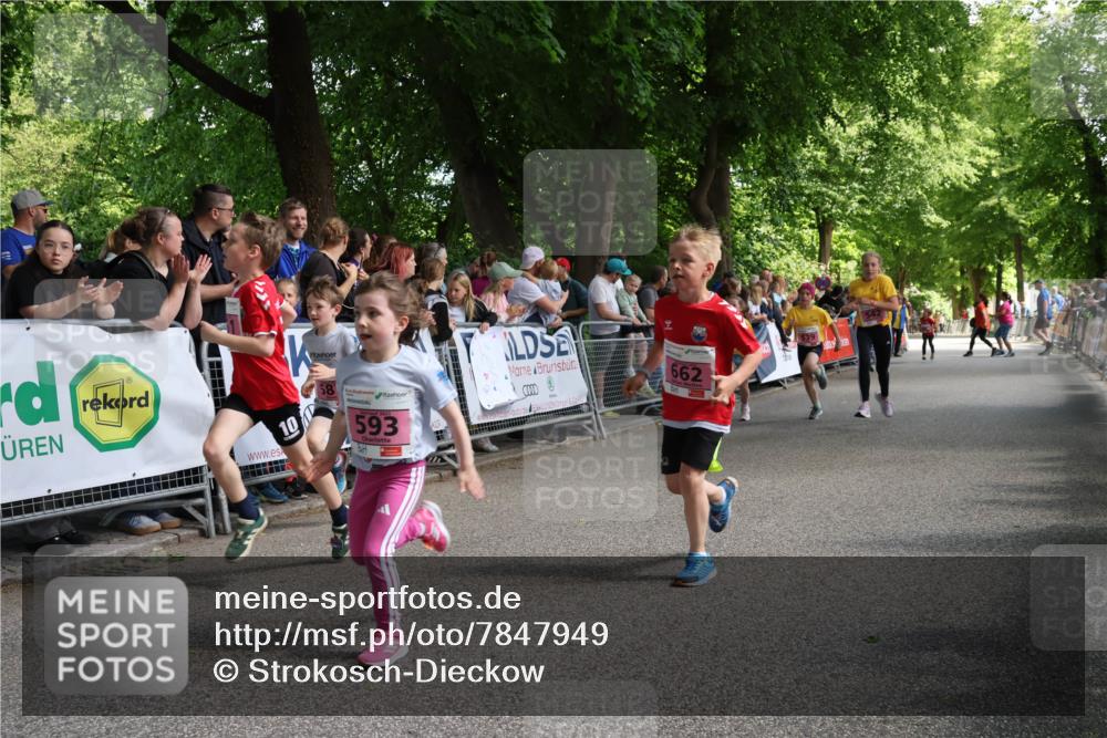 17.05.2025 - Störlauf Strokosch-Dieckow http://msf.ph/oto/7847949 17.05.2025 13:57:28 Ziel 10, 58, 593, 662 meine-sportfotos.de