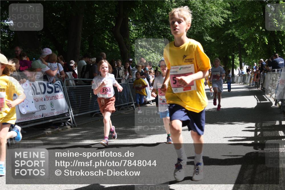 17.05.2025 - Störlauf Strokosch-Dieckow http://msf.ph/oto/7848044 17.05.2025 13:58:04 Ziel 394, 5, 602 meine-sportfotos.de