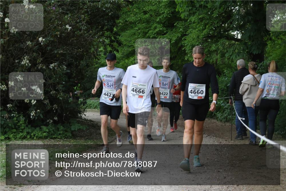 17.05.2025 - Störlauf Strokosch-Dieckow http://msf.ph/oto/7848087 17.05.2025 19:07:43 Laufen 4423, 4660, 4666, 4422, 073, 25 meine-sportfotos.de