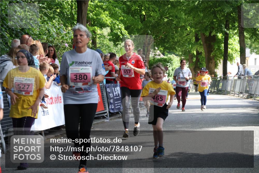 17.05.2025 - Störlauf Strokosch-Dieckow http://msf.ph/oto/7848107 17.05.2025 13:58:30 Ziel 527, 380, 657, 465, 40, 635, 515 meine-sportfotos.de