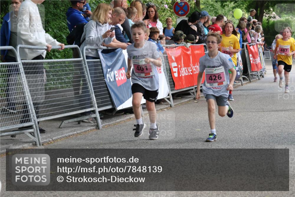 17.05.2025 - Störlauf Strokosch-Dieckow http://msf.ph/oto/7848139 17.05.2025 13:58:44 Ziel 401, 426, 487 meine-sportfotos.de