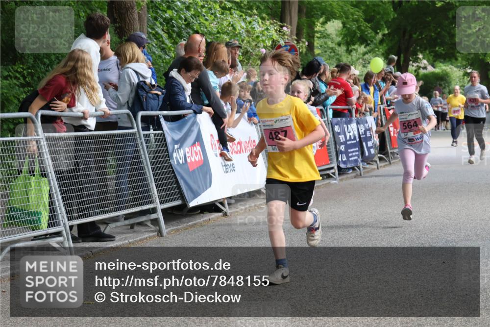 17.05.2025 - Störlauf Strokosch-Dieckow http://msf.ph/oto/7848155 17.05.2025 13:58:48 Ziel 487, 564, 428 meine-sportfotos.de