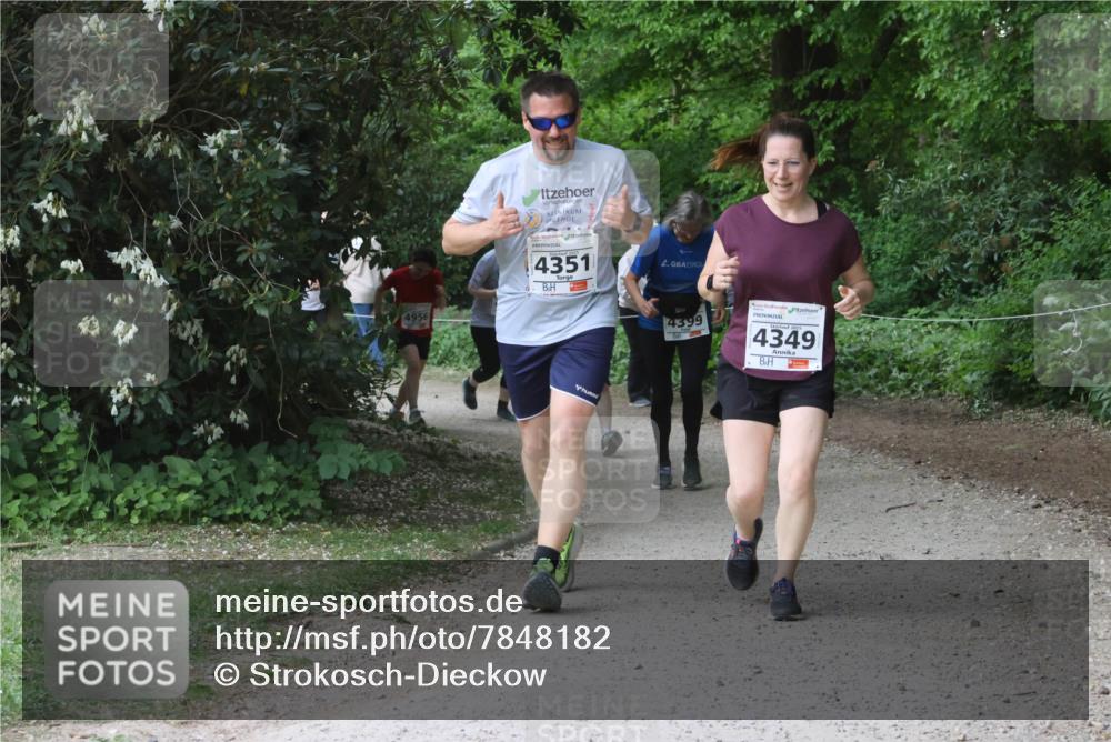 17.05.2025 - Störlauf Strokosch-Dieckow http://msf.ph/oto/7848182 17.05.2025 19:08:03 Laufen 4956, 4351, 4399, 4349 meine-sportfotos.de