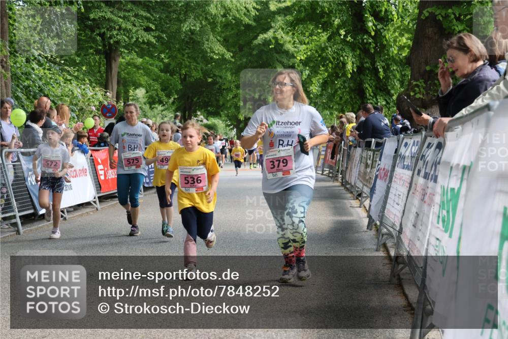 17.05.2025 - Störlauf Strokosch-Dieckow http://msf.ph/oto/7848252 17.05.2025 13:59:43 Ziel 572, 575, 49, 536, 379 meine-sportfotos.de