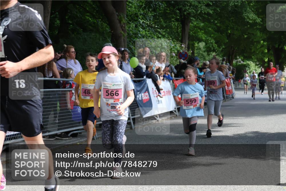 17.05.2025 - Störlauf Strokosch-Dieckow http://msf.ph/oto/7848279 17.05.2025 14:00:00 Ziel 48, 566, 599, 389 meine-sportfotos.de