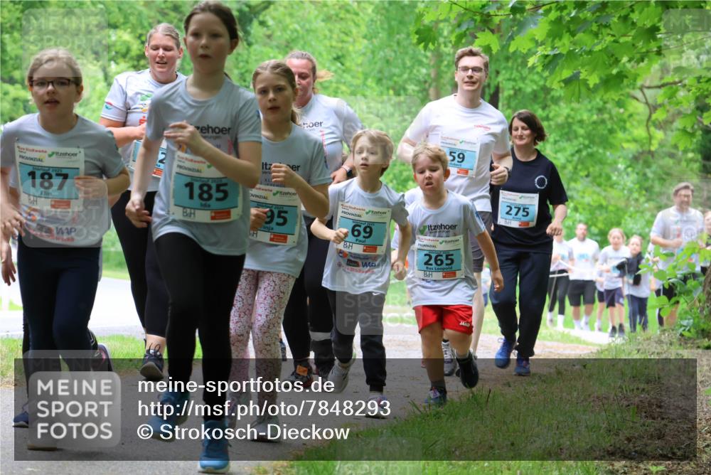 17.05.2025 - Störlauf Strokosch-Dieckow http://msf.ph/oto/7848293 17.05.2025 13:43:59 Laufen 59, 2025, 187, 2025, 185, 2025, 595, 2025, 69, 2025, 265, 275 meine-sportfotos.de