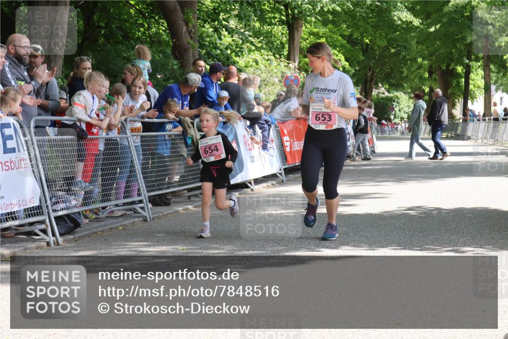 17.05.2025 - Störlauf Strokosch-Dieckow http://msf.ph/oto/7848516 17.05.2025 14:04:36 Ziel 654, 653 meine-sportfotos.de