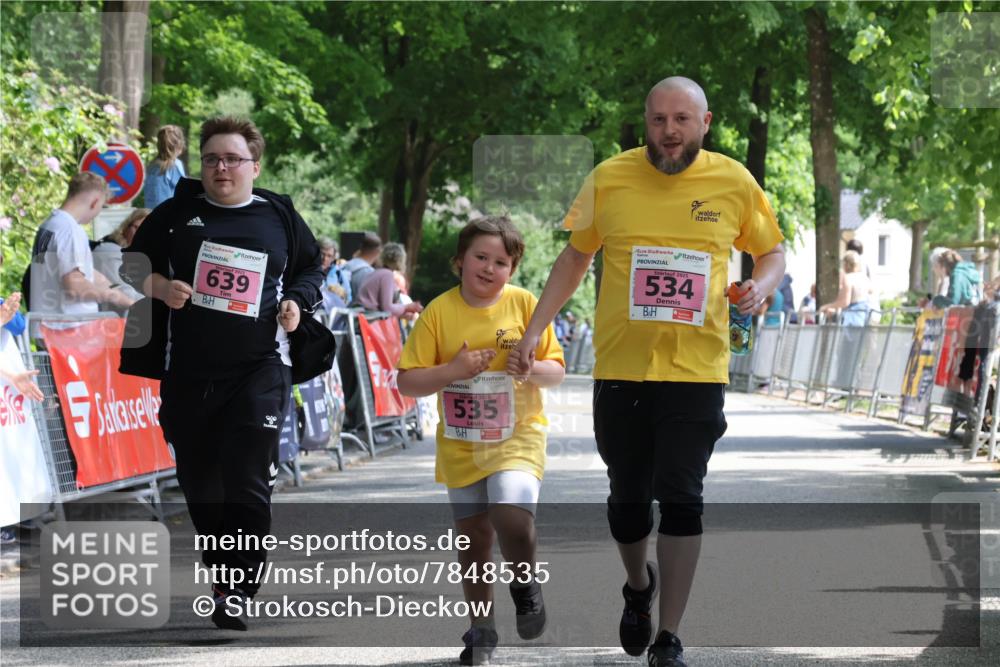 17.05.2025 - Störlauf Strokosch-Dieckow http://msf.ph/oto/7848535 17.05.2025 14:05:49 Ziel 2025, 639, 535, 2025, 534 meine-sportfotos.de