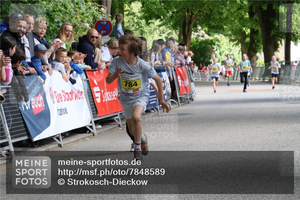 17.05.2025 - Störlauf Strokosch-Dieckow http://msf.ph/oto/7848589 17.05.2025 14:09:38 Ziel 784 meine-sportfotos.de