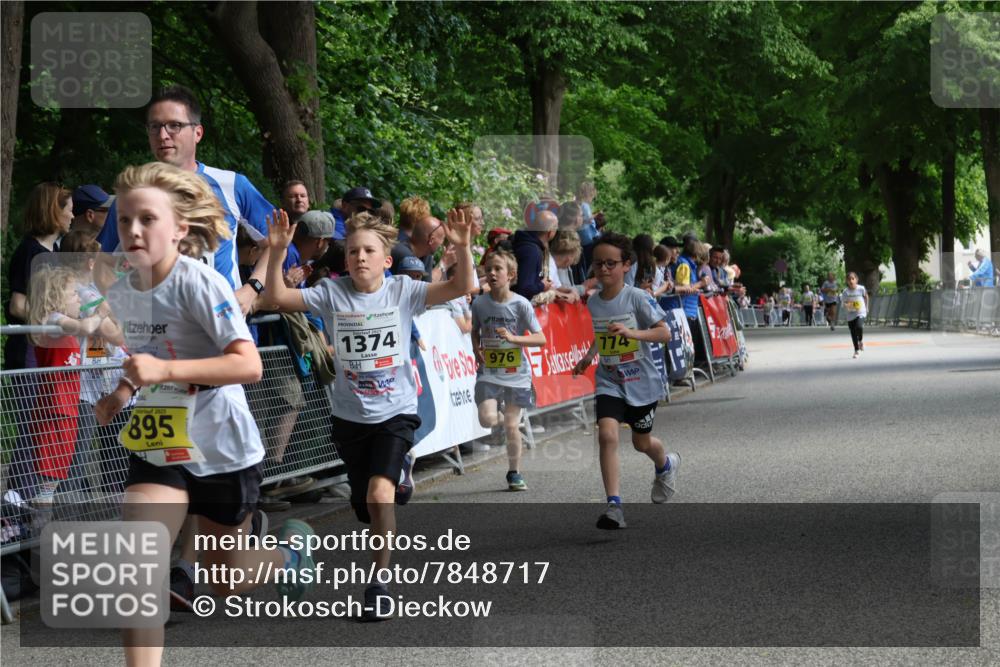 17.05.2025 - Störlauf Strokosch-Dieckow http://msf.ph/oto/7848717 17.05.2025 14:10:51 Ziel 895, 1374, 976, 774 meine-sportfotos.de
