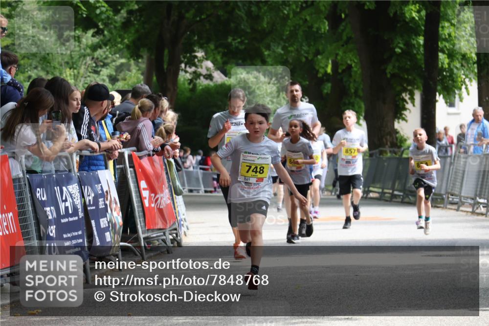 17.05.2025 - Störlauf Strokosch-Dieckow http://msf.ph/oto/7848768 17.05.2025 14:11:29 Ziel 7, 25524, 748, 857, 84 meine-sportfotos.de