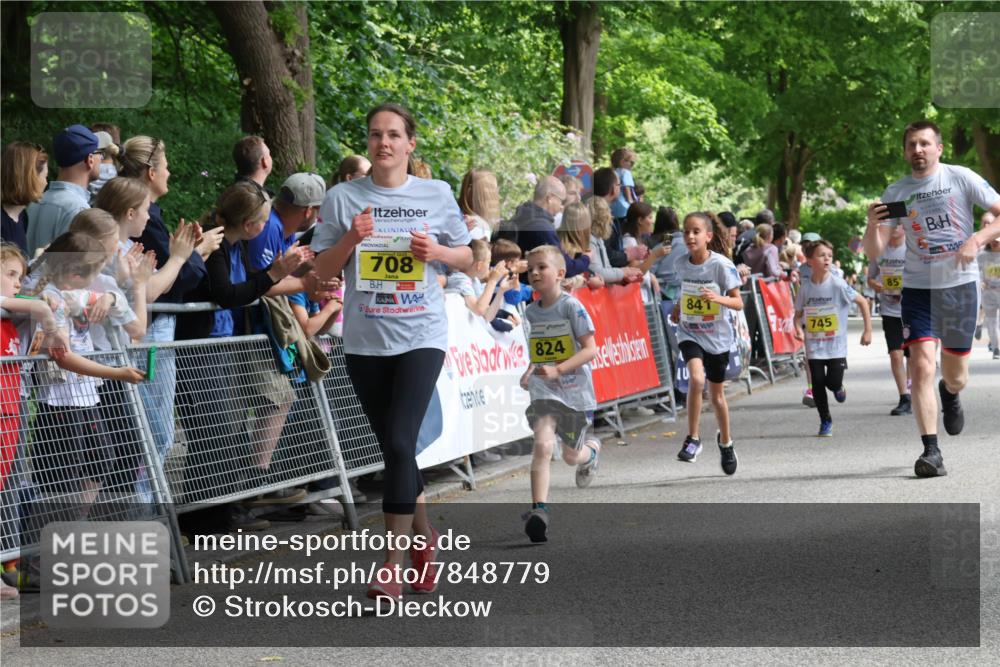 17.05.2025 - Störlauf Strokosch-Dieckow http://msf.ph/oto/7848779 17.05.2025 14:11:35 Ziel 708, 824, 841, 745, 85 meine-sportfotos.de