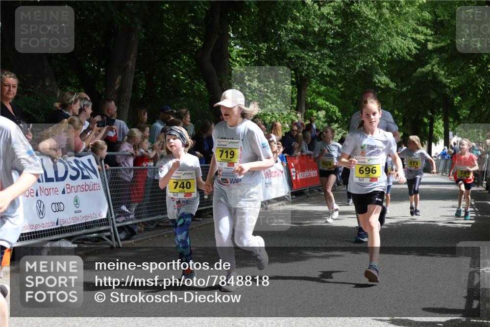 17.05.2025 - Störlauf Strokosch-Dieckow http://msf.ph/oto/7848818 17.05.2025 14:11:46 Ziel 740, 719, 869, 696, 973, 749 meine-sportfotos.de