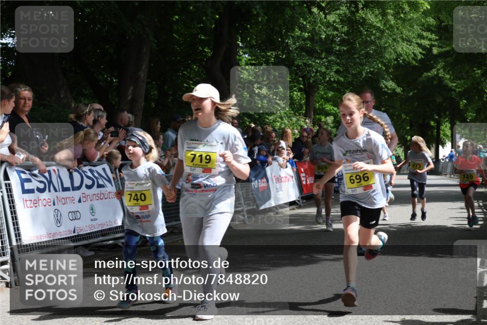 17.05.2025 - Störlauf Strokosch-Dieckow http://msf.ph/oto/7848820 17.05.2025 14:11:46 Ziel 740, 719, 869, 696, 4749 meine-sportfotos.de