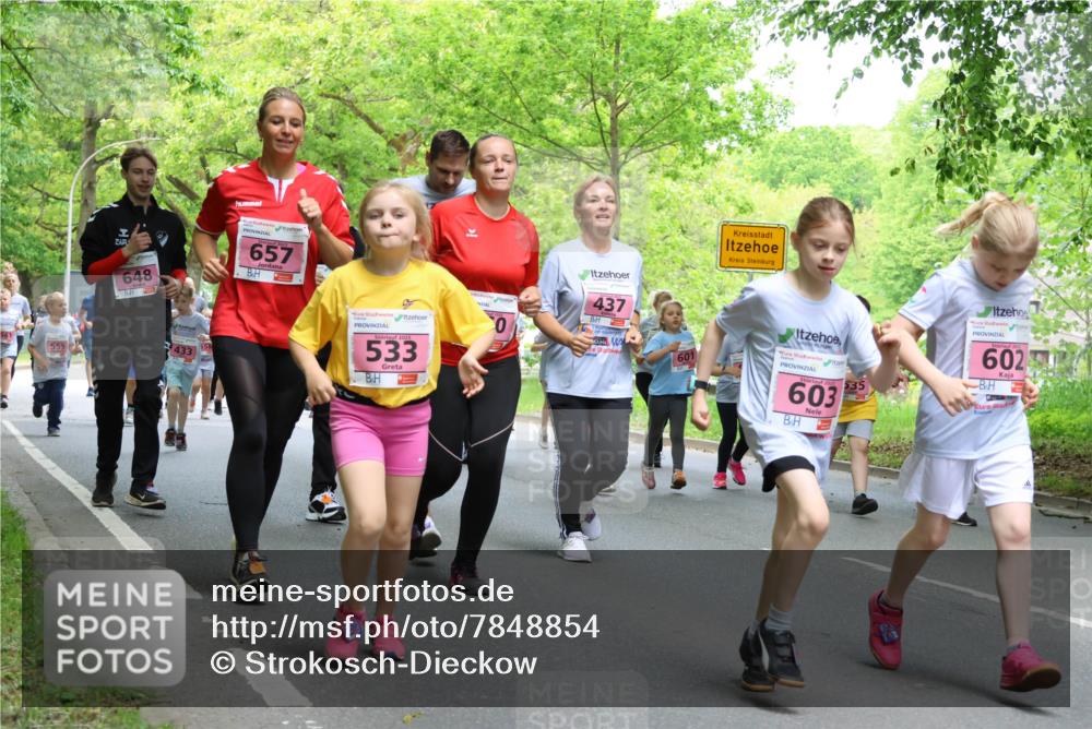 17.05.2025 - Störlauf Strokosch-Dieckow http://msf.ph/oto/7848854 17.05.2025 13:46:53 Laufen 559, 648, 657, 558, 2025, 533, 0, 437, 601, 603, 535, 602 meine-sportfotos.de