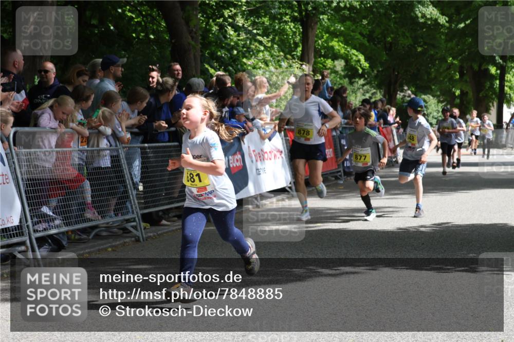 17.05.2025 - Störlauf Strokosch-Dieckow http://msf.ph/oto/7848885 17.05.2025 14:12:19 Ziel 878, 681, 877, 48 meine-sportfotos.de