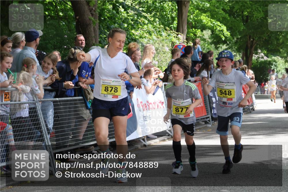 17.05.2025 - Störlauf Strokosch-Dieckow http://msf.ph/oto/7848889 17.05.2025 14:12:20 Ziel 22, 878, 00, 877, 948 meine-sportfotos.de