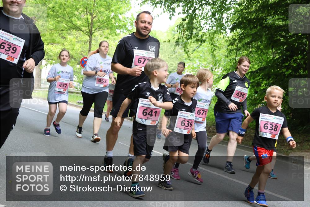 17.05.2025 - Störlauf Strokosch-Dieckow http://msf.ph/oto/7848959 17.05.2025 13:47:09 Laufen 2025, 639, 453, 452, 2025, 672, 2025, 641, 636, 671, 436, 2025, 638 meine-sportfotos.de