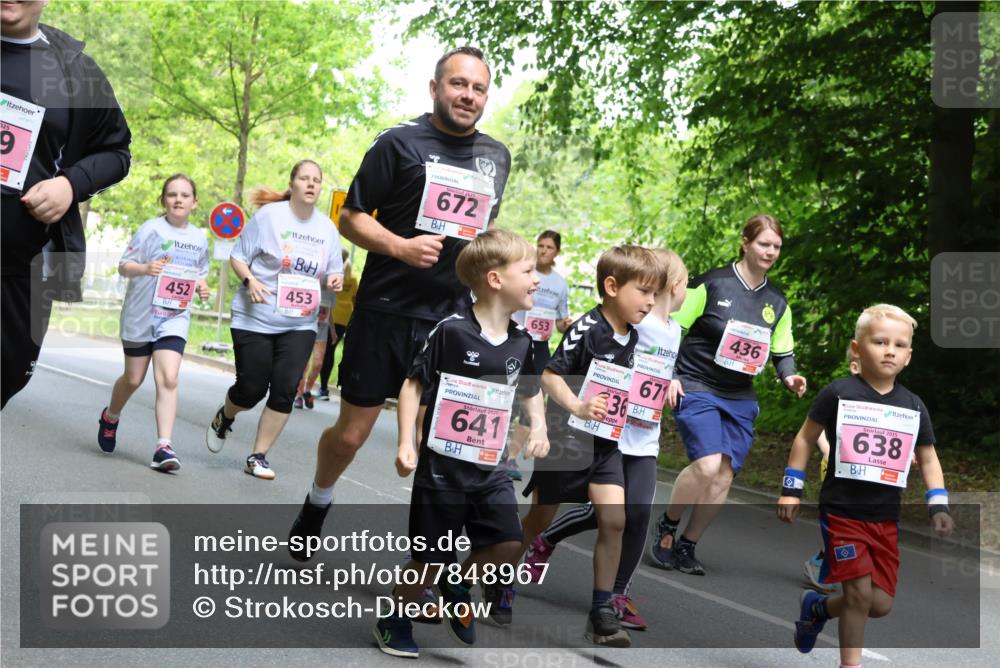 17.05.2025 - Störlauf Strokosch-Dieckow http://msf.ph/oto/7848967 17.05.2025 13:47:09 Laufen 025, 9, 452, 2, 453, 77, 2025, 672, 2025, 641, 653, 671, 436, 2025, 638 meine-sportfotos.de