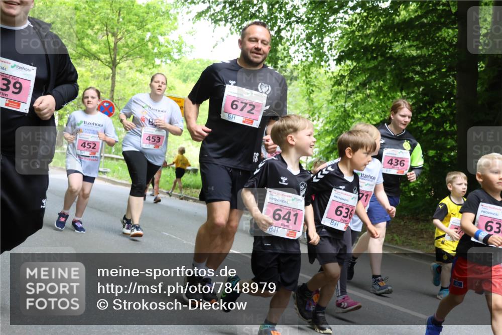 17.05.2025 - Störlauf Strokosch-Dieckow http://msf.ph/oto/7848979 17.05.2025 13:47:09 Laufen 2025, 39, 672, 453, 452, 2025, 641, 636, 436, 63 meine-sportfotos.de