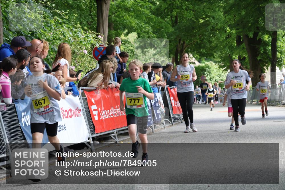 17.05.2025 - Störlauf Strokosch-Dieckow http://msf.ph/oto/7849005 17.05.2025 14:13:22 Ziel 867, 777, 862, 870, 772 meine-sportfotos.de