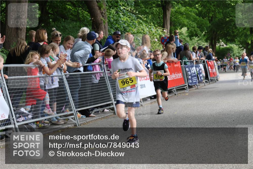 17.05.2025 - Störlauf Strokosch-Dieckow http://msf.ph/oto/7849043 17.05.2025 14:13:34 Ziel 20, 965, 928, 735, 804 meine-sportfotos.de