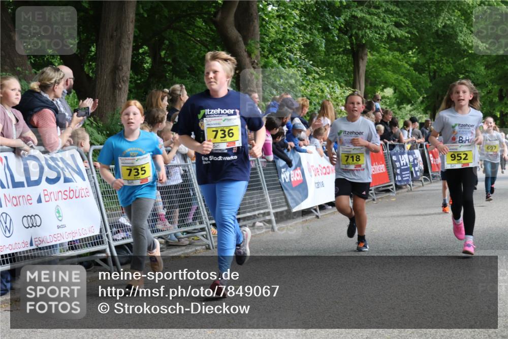 17.05.2025 - Störlauf Strokosch-Dieckow http://msf.ph/oto/7849067 17.05.2025 14:13:45 Ziel 735, 736, 718, 952, 697 meine-sportfotos.de