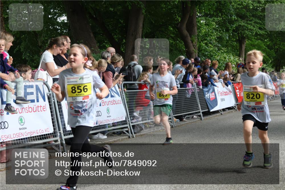17.05.2025 - Störlauf Strokosch-Dieckow http://msf.ph/oto/7849092 17.05.2025 14:13:50 Ziel 2025, 856, 340, 847, 202, 820 meine-sportfotos.de