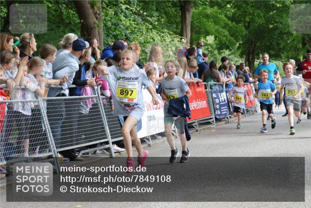 17.05.2025 - Störlauf Strokosch-Dieckow http://msf.ph/oto/7849108 17.05.2025 14:13:57 Ziel 897, 742, 744, 755 meine-sportfotos.de