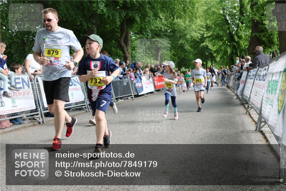 17.05.2025 - Störlauf Strokosch-Dieckow http://msf.ph/oto/7849179 17.05.2025 14:14:21 Ziel 879, 732, 942, 709 meine-sportfotos.de