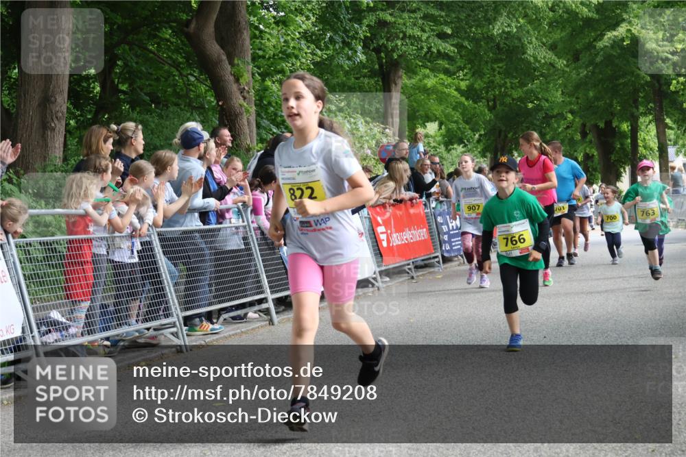 17.05.2025 - Störlauf Strokosch-Dieckow http://msf.ph/oto/7849208 17.05.2025 14:14:45 Ziel 822, 907, 766, 701, 700, 763 meine-sportfotos.de