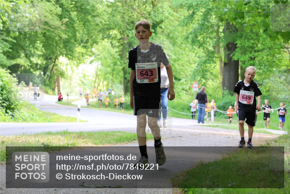 17.05.2025 - Störlauf Strokosch-Dieckow http://msf.ph/oto/7849221 17.05.2025 13:53:57 Laufen 643, 649 meine-sportfotos.de