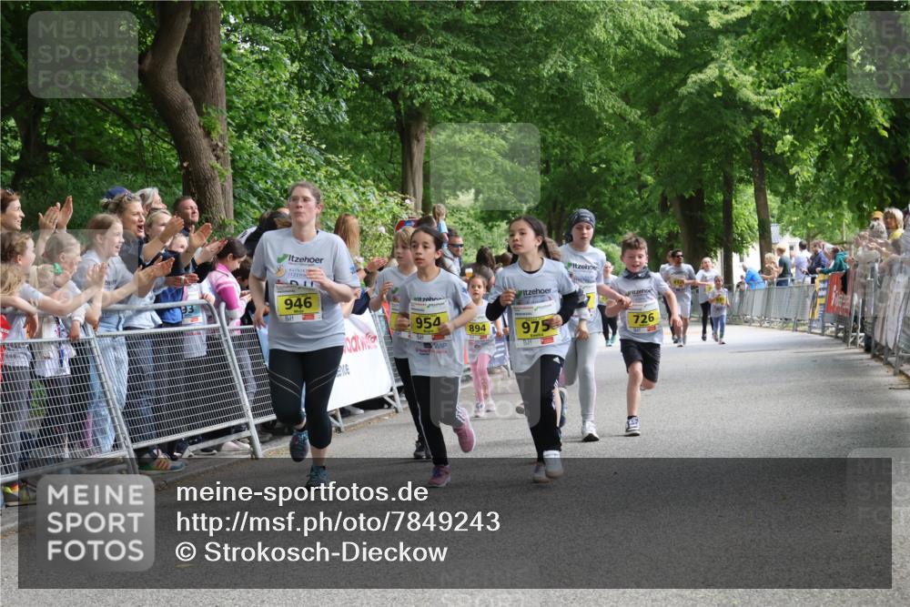 17.05.2025 - Störlauf Strokosch-Dieckow http://msf.ph/oto/7849243 17.05.2025 14:14:56 Ziel 946, 954, 894, 975, 726 meine-sportfotos.de