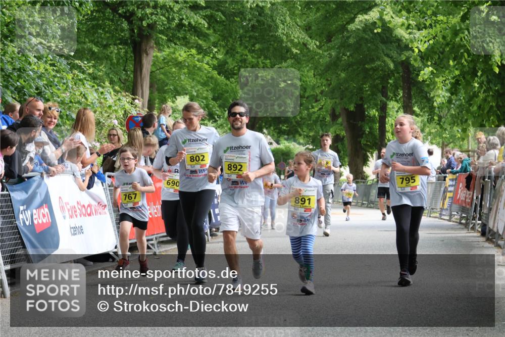 17.05.2025 - Störlauf Strokosch-Dieckow http://msf.ph/oto/7849255 17.05.2025 14:15:06 Ziel 767, 690, 802, 892, 04, 891, 795 meine-sportfotos.de