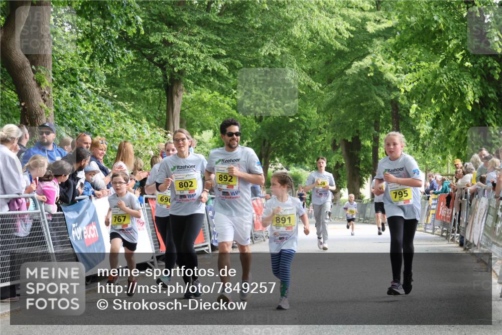 17.05.2025 - Störlauf Strokosch-Dieckow http://msf.ph/oto/7849257 17.05.2025 14:15:06 Ziel 767, 690, 802, 892, 891, 08, 795 meine-sportfotos.de