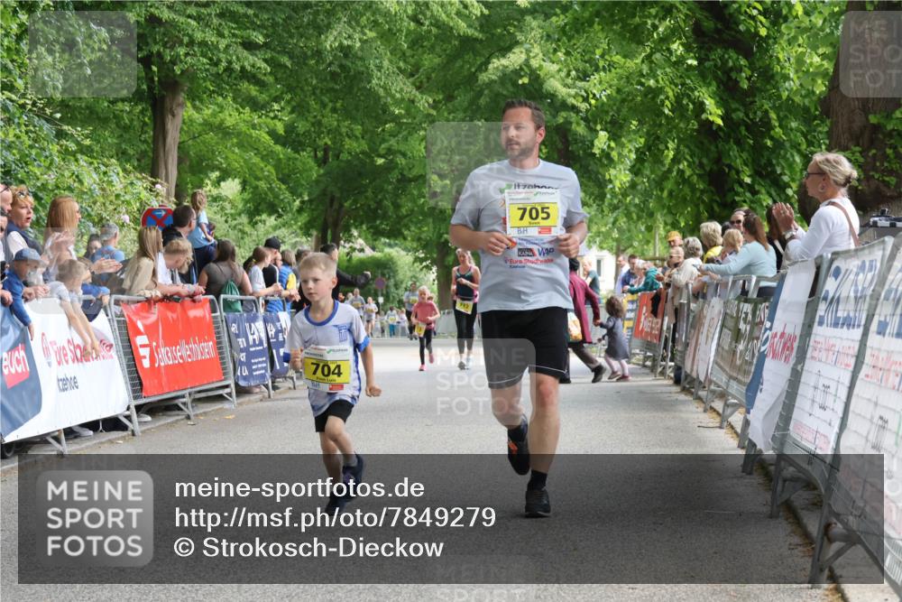 17.05.2025 - Störlauf Strokosch-Dieckow http://msf.ph/oto/7849279 17.05.2025 14:15:17 Ziel 704, 712, 705 meine-sportfotos.de