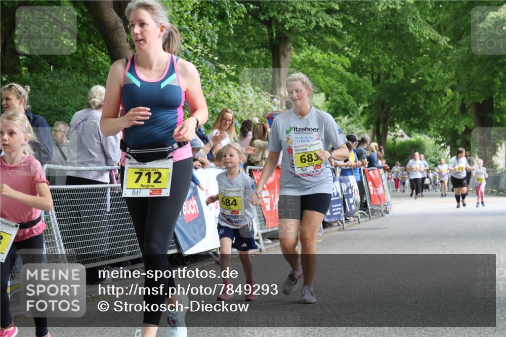 17.05.2025 - Störlauf Strokosch-Dieckow http://msf.ph/oto/7849293 17.05.2025 14:15:29 Ziel 2025, 712, 684, 683 meine-sportfotos.de