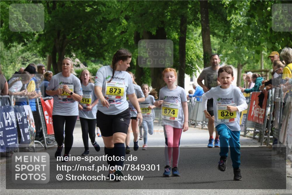 17.05.2025 - Störlauf Strokosch-Dieckow http://msf.ph/oto/7849301 17.05.2025 14:15:41 Ziel 20, 873, 7, 25524, 914, 882, 874, 826 meine-sportfotos.de