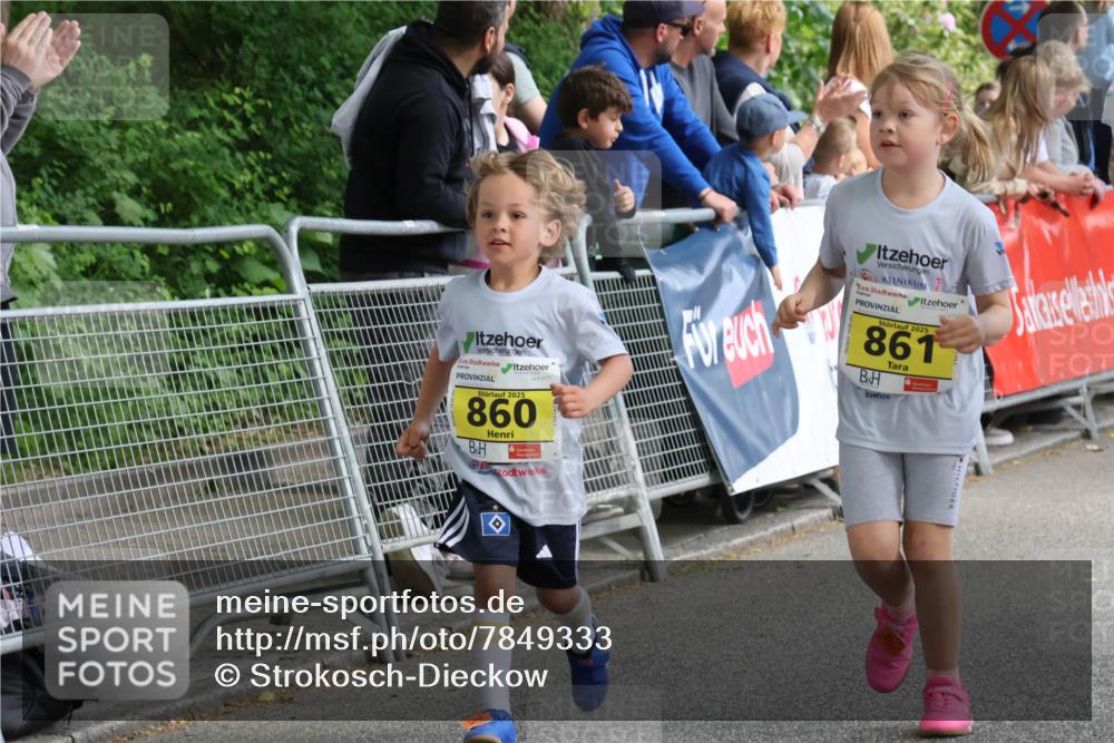 17.05.2025 - Störlauf Strokosch-Dieckow http://msf.ph/oto/7849333 17.05.2025 14:15:56 Ziel 2025, 860, 2025, 861 meine-sportfotos.de