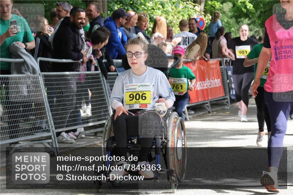 17.05.2025 - Störlauf Strokosch-Dieckow http://msf.ph/oto/7849363 17.05.2025 14:16:25 Ziel 2025, 906, 761, 3, 901 meine-sportfotos.de