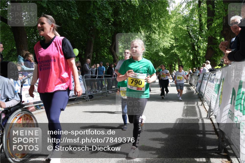 17.05.2025 - Störlauf Strokosch-Dieckow http://msf.ph/oto/7849376 17.05.2025 14:16:29 Ziel 76, 20, 790, 852 meine-sportfotos.de