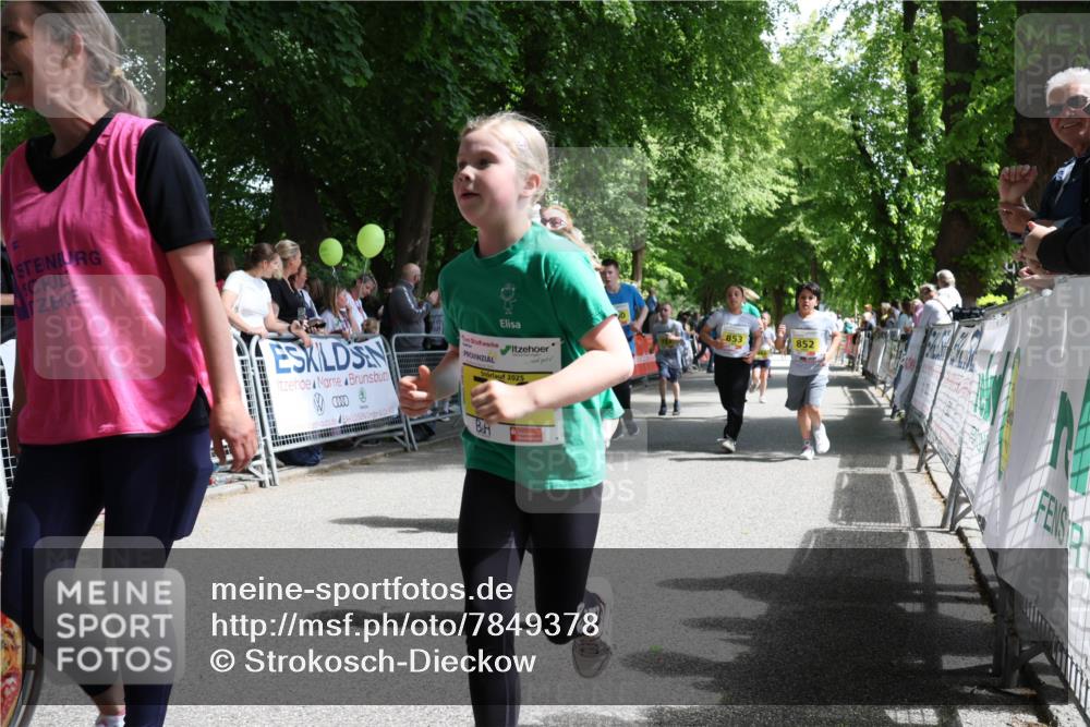 17.05.2025 - Störlauf Strokosch-Dieckow http://msf.ph/oto/7849378 17.05.2025 14:16:29 Ziel 2025, 853, 852 meine-sportfotos.de
