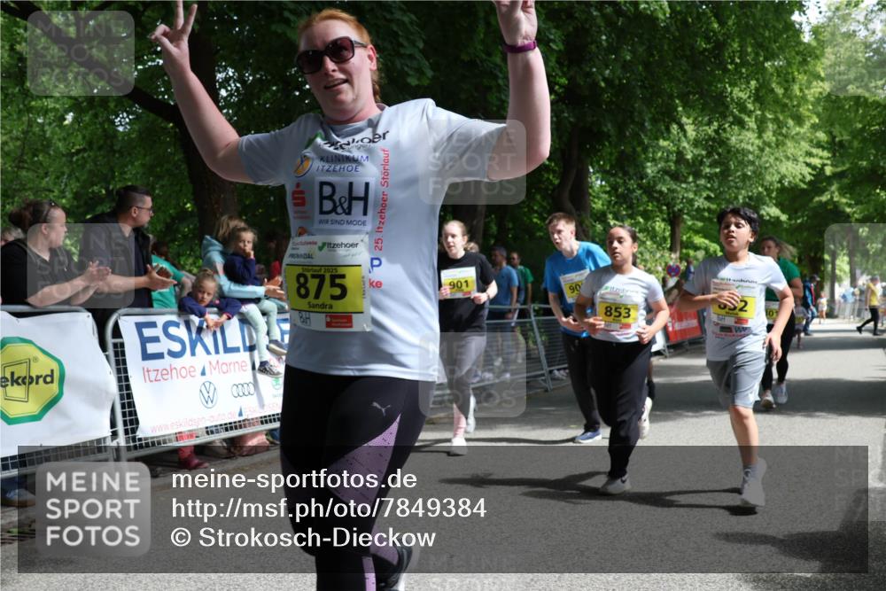 17.05.2025 - Störlauf Strokosch-Dieckow http://msf.ph/oto/7849384 17.05.2025 14:16:31 Ziel 25, 2025, 901, 90, 853, 875 meine-sportfotos.de